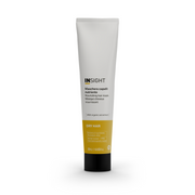  Envase oficial de Insight Dry Hair Nourishing Mask de 200ml para hidratación profunda en Majo Belleza Panamá.
