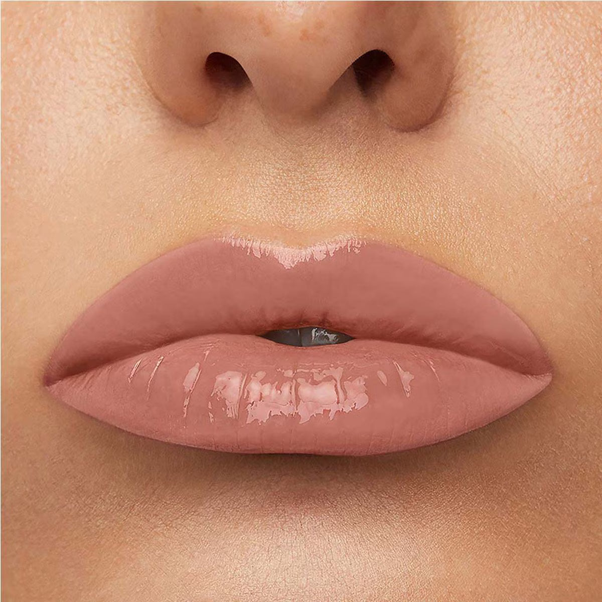  Labial Líquido de Larga Duración Maybelline Super Stay Vinyl Ink - Tono 95 Captivated Acabado Vinilo Brillante, hasta 16H