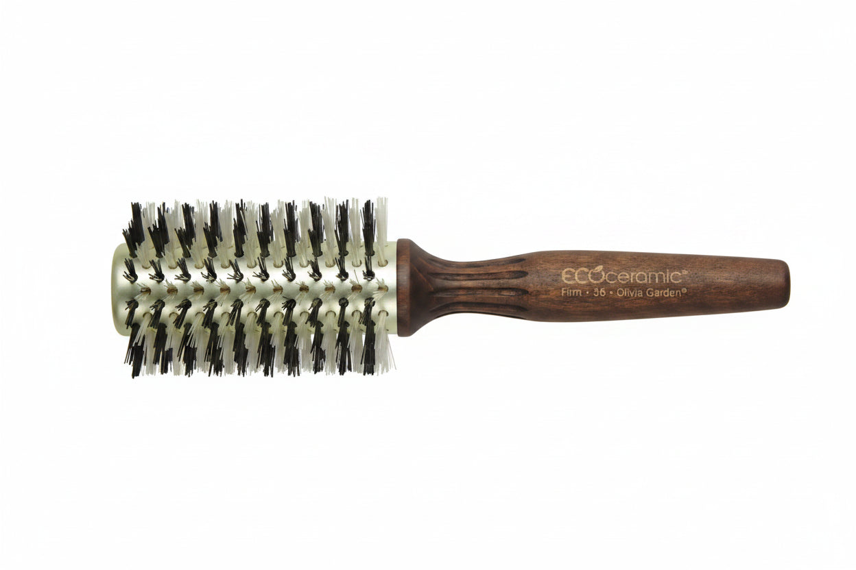 Cepillo térmico de madera Olivia Garden EcoCeramic EC-36F de 2.5 pulgadas con cerdas firmes para alisado de cabello grueso largo.