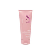 Alfaparf Semi di Lino Moisture Leave-in Conditioner 200 ml. Suavidad y brillo sin enjuague.