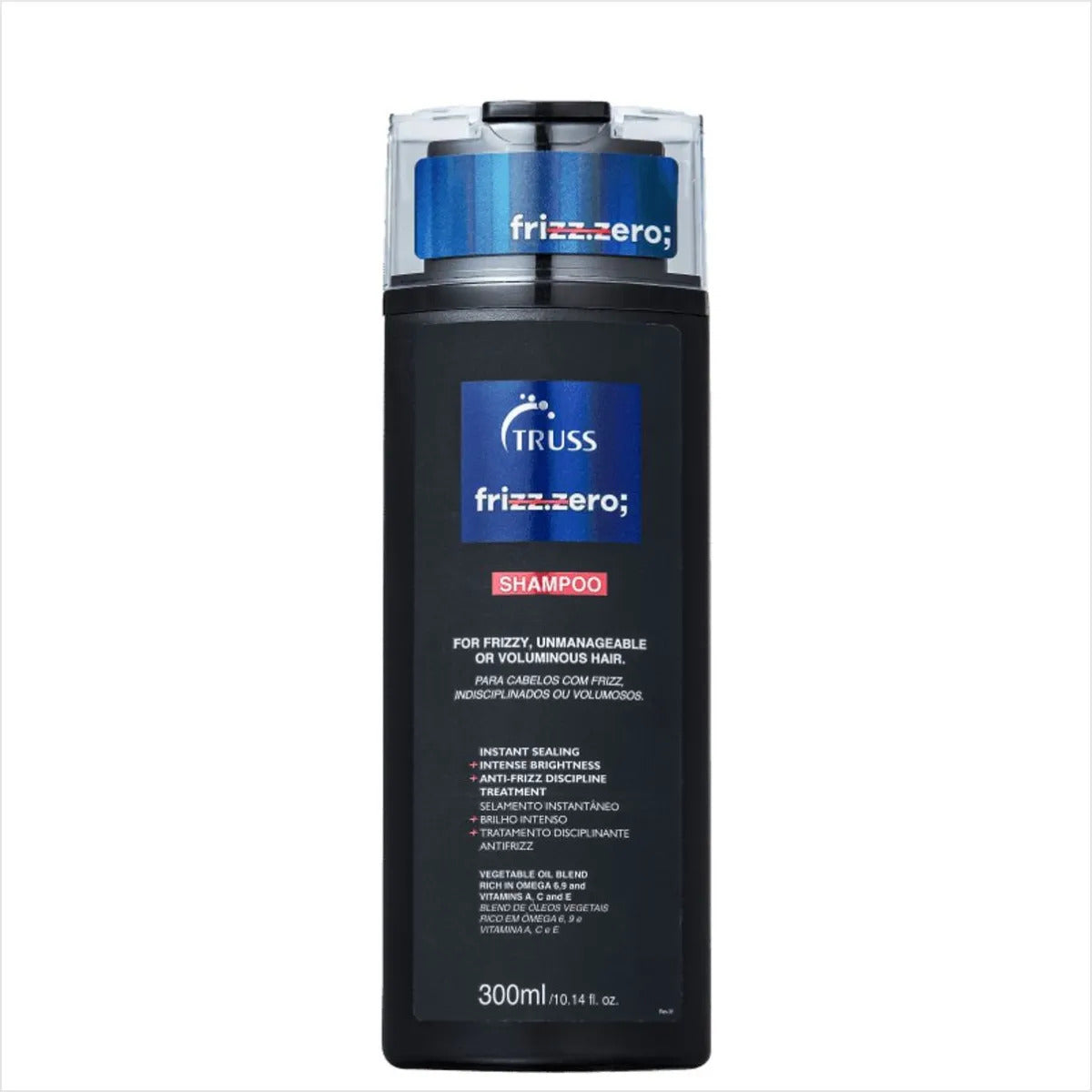 Textura fluida del shampoo TRUSS Frizz Zero, fórmula enriquecida para limpiar sin resecar y reducir el volumen del cabello.
